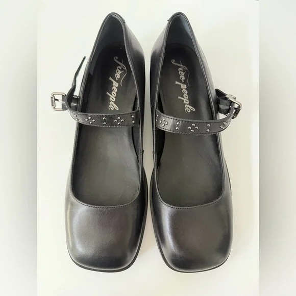 NWT Free People Mary Janes in Black Leather, Size 9 - Picture 2 of 10